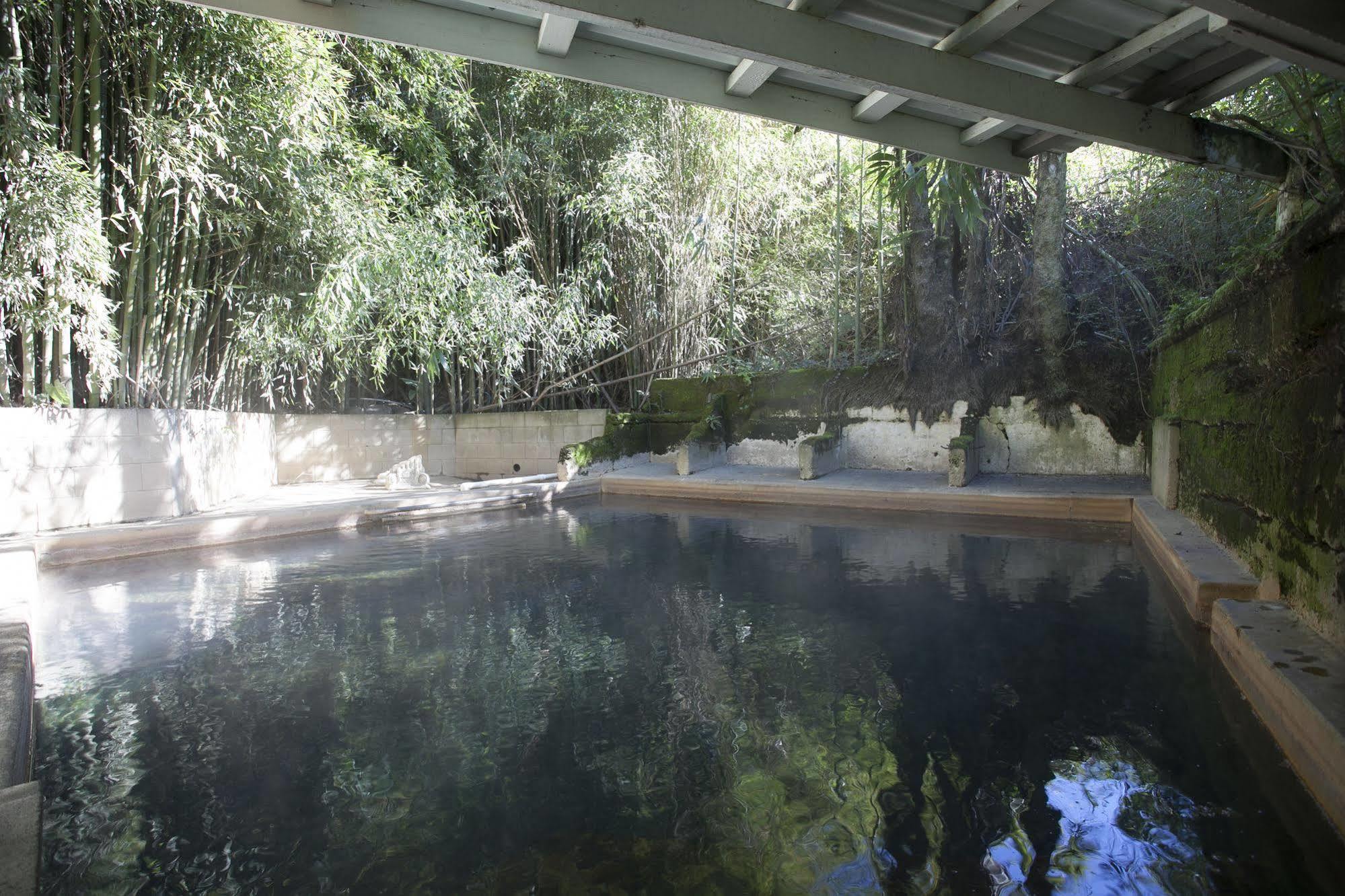 Opal Hot Springs & Holiday Park Okauia Exterior photo