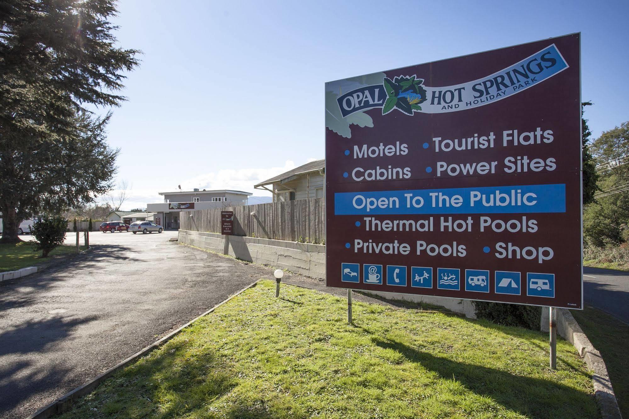 Opal Hot Springs & Holiday Park Okauia Exterior photo