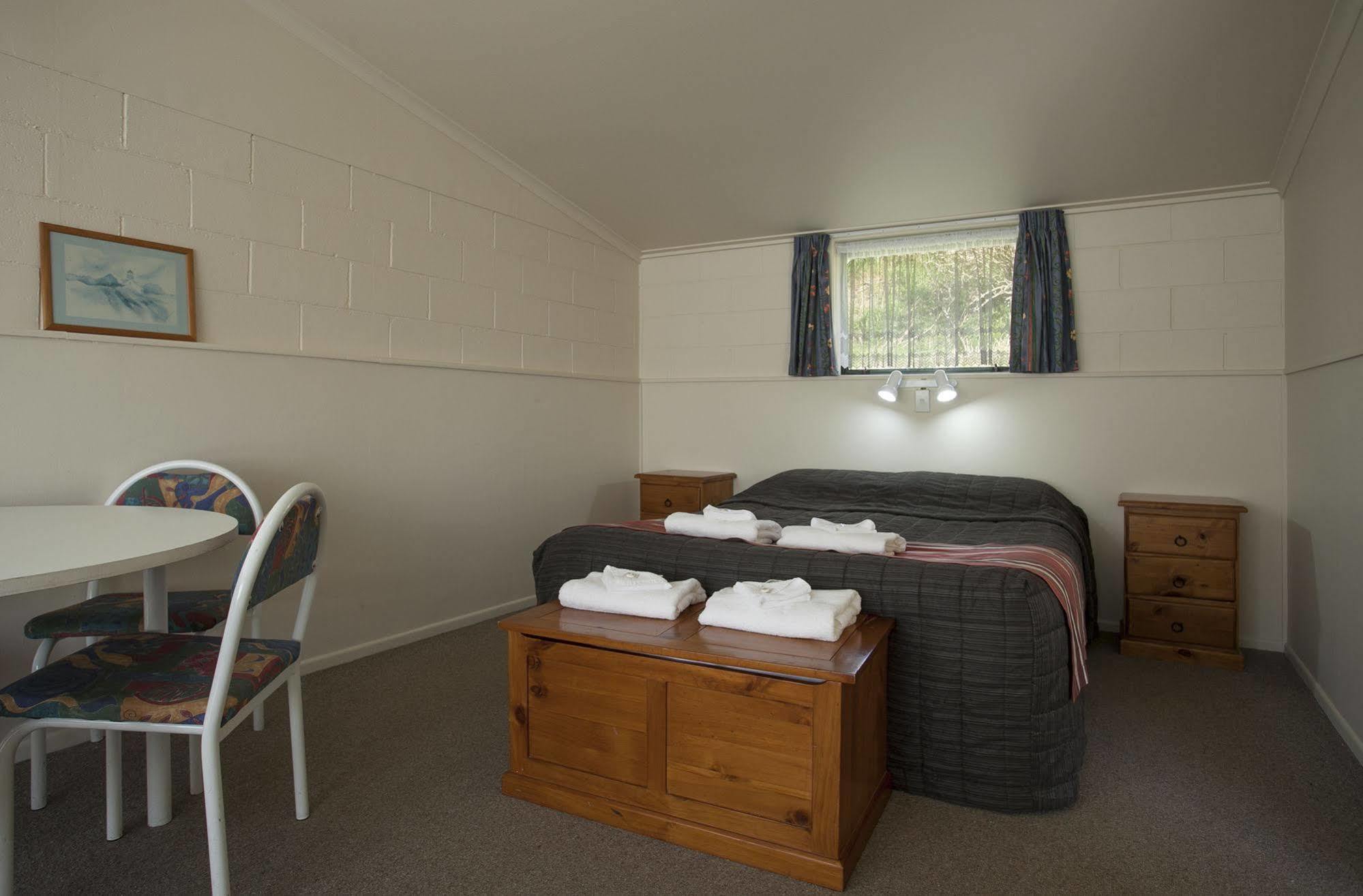 Opal Hot Springs & Holiday Park Okauia Exterior photo